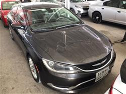 Chrysler 200